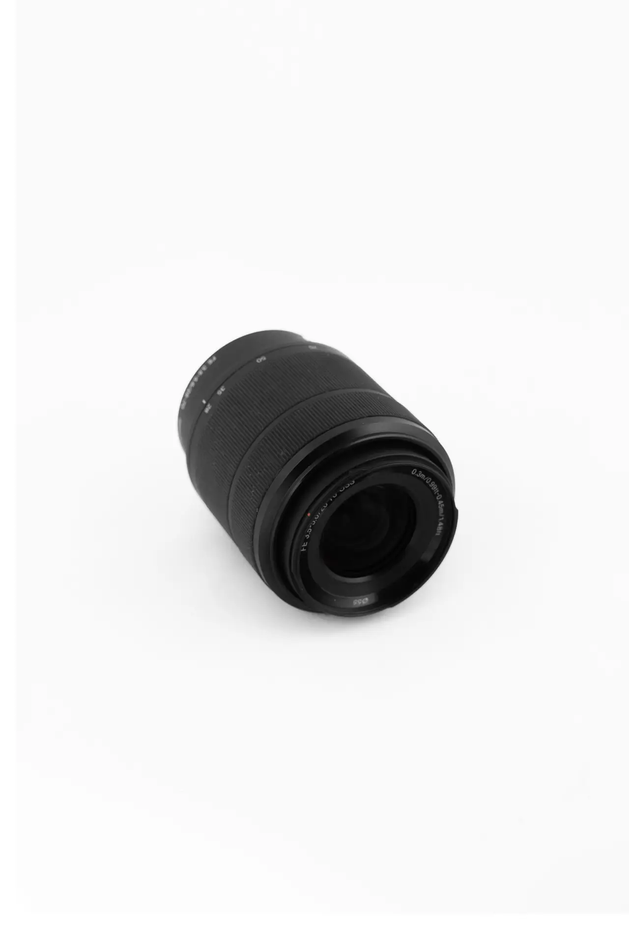 Sony FE 28-70mm f/3.5-5.6 OSS